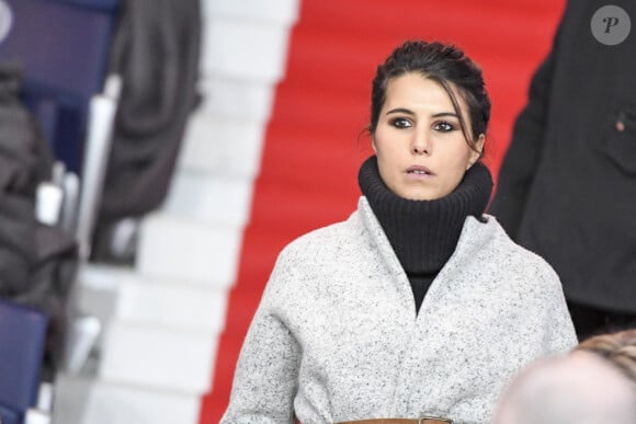 Karine Ferri - Karine Ferri encourage son compagnon Yoann Gourcuff lors du match Psg-Rennes au Parc des Princes à Paris le 6 novembre 2016. (victoire 4-0 du Psg) © Pierre Perusseau/Bestimage