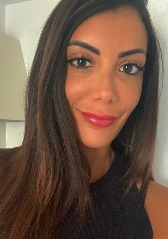 Sur la Toile, la jolie brune ne cache rien à ses abonnés.
Virgilia Hess (BFMTV) sur Instagram.