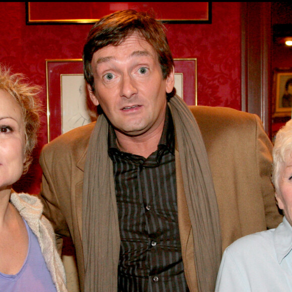 EXCLUSIF - Pierre Palmade et Muriel Robin avec Line Renaud pour la dernière de la pièce de théâtre "Fugueuses"