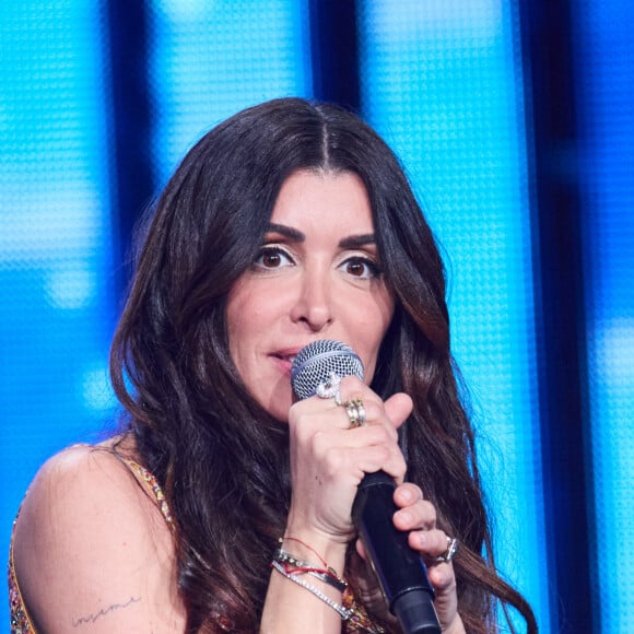 L'occasion de s'intéresser à l'acteur, notamment à son ancien couple avec Jenifer.
Exclusif - Jenifer - Enregistrement de l'émission "Les 50 ans du Disco, les stars chantent pour le Sidaction" au Dôme de Paris, France, le 15 mars 2023, diffusée le 25 mars sur France 2. © Guirec-Moreau/Bestimage 