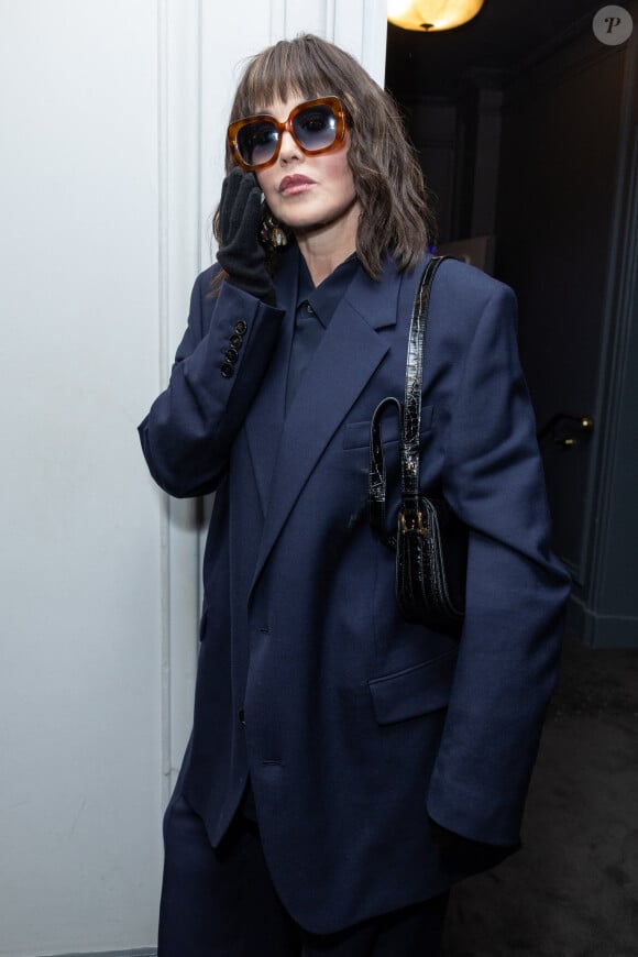 Exclusif - Isabelle Adjani - Dîner de l'association AEM (Un Avenir pour les Enfants du Monde), au profit des enfants du Rwanda par Babeth Djian au pavillon Ledoyen à Paris. Le 23 mars 2023 © Olivier Borde-Bertrand Rindoff Petroff / Bestimage 