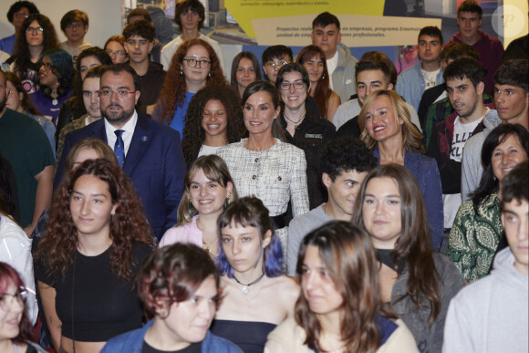 La reine Letizia d'Espagne préside avec les étudiants l'ouverture du Cours de Formation Professionnelle 2023/2024 au Centre de Formation Professionnelle Intégrée en Communication, Image et Son (CISLAN) à Langreo, Asturies, Espagne, le 13 septembre 2023. © Action Press/Bestimage 