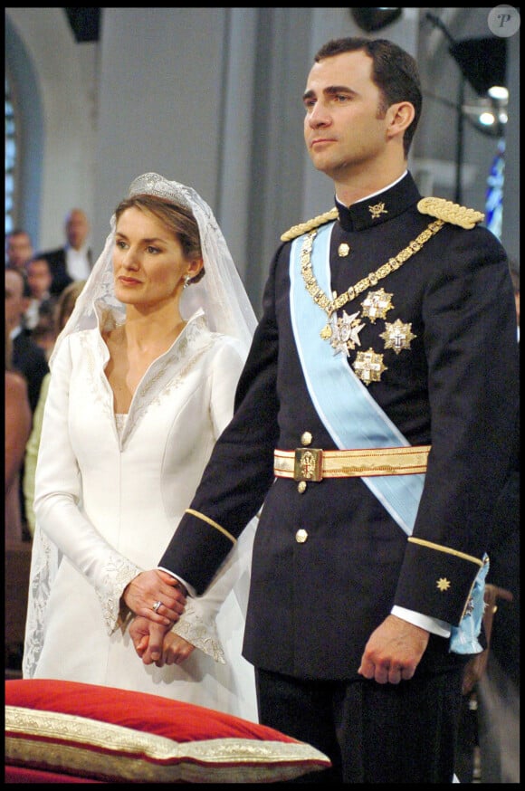 Letizia Ortiz et le prince Felipe - Mariage du prince Felipe d'Espagne et de Letizia Ortiz à Madrid, 22 mai 2004.