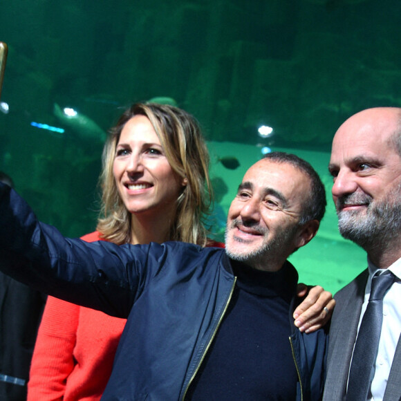 Maud Fontenoy, Jean-Michel Blanquer et Elie Semoun - Lancement des programmes pédagogiques de la Maud Fontenoy Foundation à l'Aquarium de Paris le 26 novembre 2021. © Bestimage