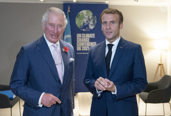 Le président Emmanuel Macron et le prince Charles prince de Galles lors du sommet de la COP26 à Glasgow le 1er novembre 2021. © Photoshot / Panoramic / Bestimage 