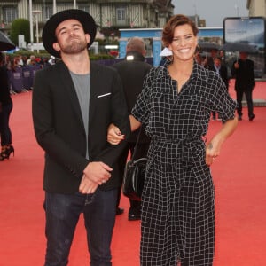 Fauve Hautot et son compagnon Jules Renault à la première de "Kidnap" lors du 43ème Festival du Cinéma Américain de Deauville, le 3 septembre 2017. © Denis Guignebourg/Bestimage