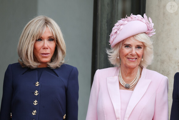 La première dame française Brigitte Macron et Camilla Parker Bowles, reine consort d'Angleterre - Le roi et la reine d'Angleterre reçus au palais de l'Elysée à Paris par E.Macron et sa femme, à l'occasion de leur visite officielle de 3 jours en France. Le 20 septembre 2023 © Moreau-Jacovides / Bestimage 