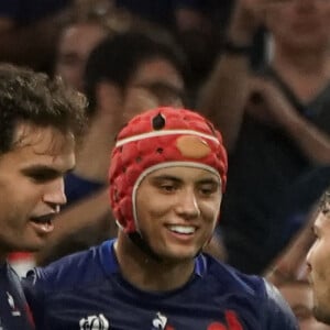 Joie - Damian Penaud (France) - Antoine Dupont (France) - Damian Penaud (France) - Coupe du Monde de Rugby France 2023 du match de Poule A entre la France et la Namibie (96-0) au stade Velodrome à Marseille le 21 septembre 2023. 