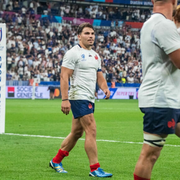 Antoine Dupont (XV de France) - Match d'ouverture de la coupe du monde de Rugby : La France l'emporte 27 à 13 fve à la Nouvelle Zélande (All Blacks) au Stade de France à Saint-Denis le 8 septembre 2023. © Baptiste Autissier / Panoramic / Bestimage 