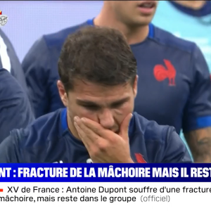 Images chocs et nouvelles d'Antoine Dupont après sa blessure contre la Namibie, "BFMTV".