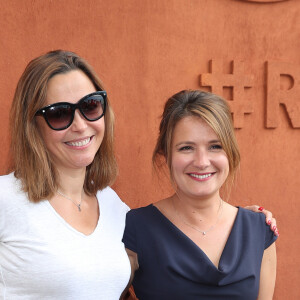 Sandrine Quétier et Pascale de La Tour du Pin au village lors des internationaux de tennis de Roland Garros à Paris le 5 juin 2017. © Cyril Moreau / Dominique Jacovides / Bestimage 