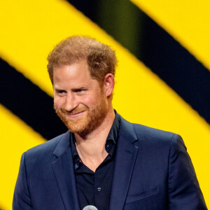 Le prince Harry, Duc de Sussex lors de la cérémonie de clôture des Invictus Games 2023 à Düsseldorf le 16 septembre 2023.