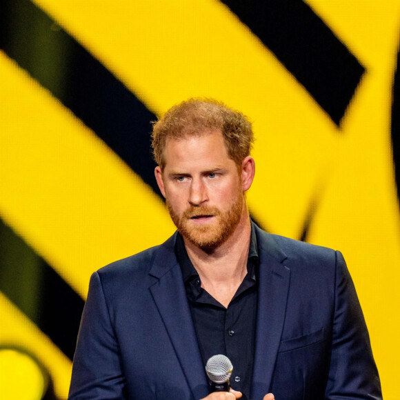 Le prince Harry Duc de Sussex lors de la cérémonie de clôture des Invictus Games 2023 à Dusseldorf le 16 septembre 2023