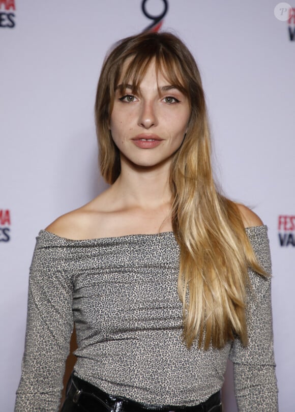 Marie Colomb au photocall de la cérémonie de clôture de la 12ème édition du Festival 2 Cinéma de Valenciennes, au cinéma Gaumont. Valenciennes, le 27 septembre 2022. © Denis Guignebourg/Bestimage 