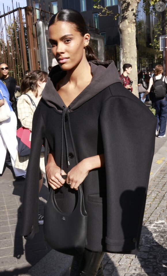 Tina Kunakey - Arrivées au défilé de mode printemps-été 2024 "Courrèges" au Parc des Expositions lors de la fashion week de Paris. Le 27 septembre 2023 © Christophe Aubert via Bestimage 