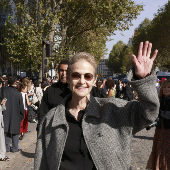 Charlotte Rampling - Arrivées au défilé de mode printemps-été 2024 "Courrèges" au Parc des Expositions lors de la fashion week de Paris. Le 27 septembre 2023 © Christophe Aubert via Bestimage 