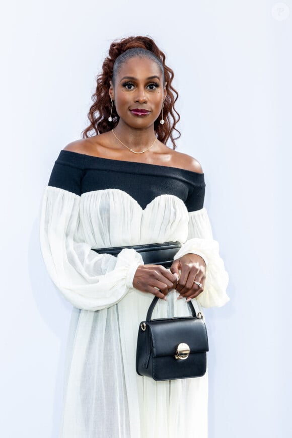 Issa Rae au photocall du défilé Chloé prêt à porter femme Printemps/Été 2024 lors de la Fashion Week de Paris (PFW), au Palais de Tokyo, à Paris, France, le 28 septembre 2023. © Olivier Borde/Bestimage 