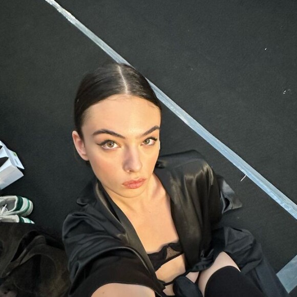 Deva Cassel au défilé Dolce & Gabbana à la Fashion week de Milan.
