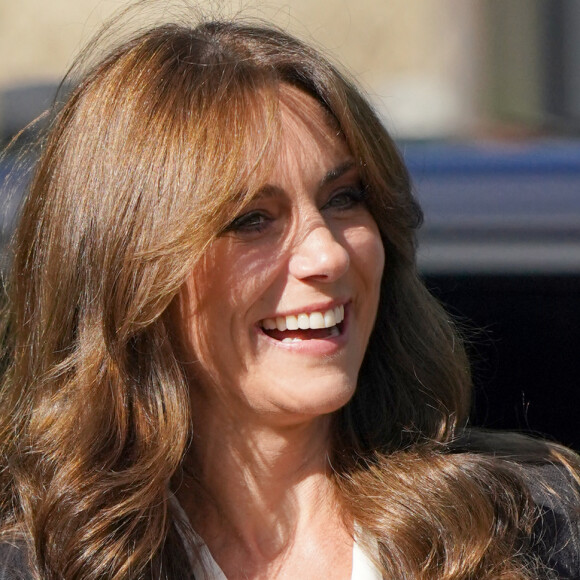 Le prince William, prince de Galles, et Catherine (Kate) Middleton, princesse de Galles, en visite au pavillon Grange à Cardiff, le 3 octobre 2023. L'objectif est de rencontrer des membres des aînés de Windrush Cymru, de Black History Cymru 365 et du Forum des jeunes des minorités ethniques du Pays de Galles, et entendre parler de la contribution de la génération Windrush à la Communauté galloise et découvrir comment les jeunes membres d'une minorité ethnique créent un changement positif au Pays de Galles. 