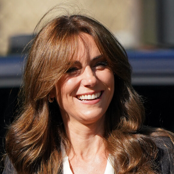 Le nouveau look de Kate Middleton a fait l'unanimité
Le prince William, prince de Galles, et Catherine (Kate) Middleton, princesse de Galles, en visite au pavillon Grange à Cardiff. L'objectif est de rencontrer des membres des aînés de Windrush Cymru, de Black History Cymru 365 et du Forum des jeunes des minorités ethniques du Pays de Galles, et entendre parler de la contribution de la génération Windrush à la Communauté galloise et découvrir comment les jeunes membres d'une minorité ethnique créent un changement positif au Pays de Galles. 