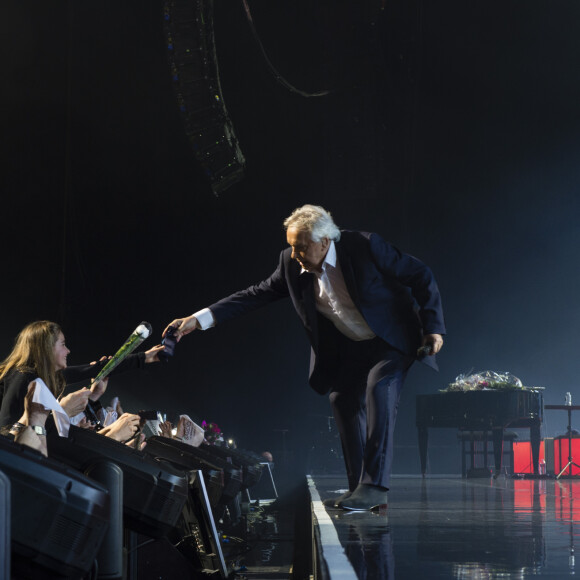 Exclusif - No Credit - Michel Sardou - Ultime concert de Michel Sardou pour la dernière date de son spectacle "La dernière danse" à la Seine Musicale à Boulogne-Billancourt le 12 avril 2018. Le chanteur a rassemblé plus de 400 000 spectateurs pour une tournée de 82 concerts. © Pierre Perusseau/Bestimage  (no web - No Blog pour suisse et Belgique) 