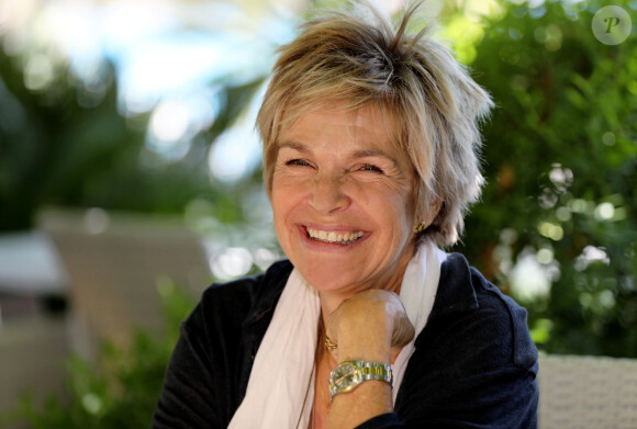 Exclusif - Rendez-vous avec l'actrice française Véronique Jannot, sur la plage des Sablettes, à La Seyne-sur-Mer, France, le 13 juillet 2021. Véronique Jannot sera la marraine de la 20ème édition du festival international de cinéma "Portraits de Femmes " à la Seyne-sur-Mer et à Toulon. © Franz Chavaroche/Nice Matin/Bestimage 