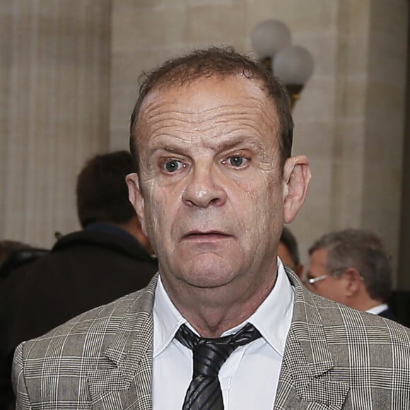 François-Marie Banier arrive à la cours d'appel du palais de justice de Bordeaux le 11 mai 2016.