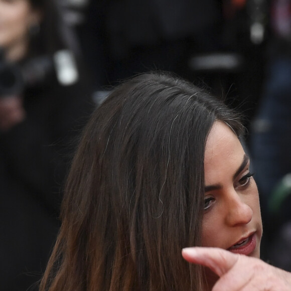 Alain Delon et sa fille Anouchka Delon - Montée des marches du film "A Hidden Life" lors du 72ème Festival International du Film de Cannes, le 19 mai 2019. 