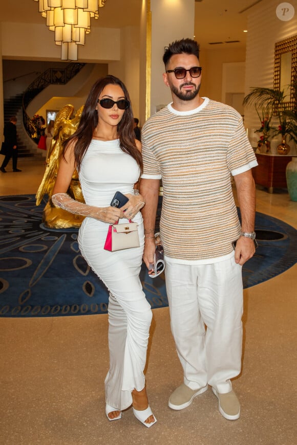 Nabilla Benattia-Vergara et son mari Thomas Vergara à l'hôtel "Martinez" lors du 76ème Festival International du Film de Cannes, le 23 mai 2023.