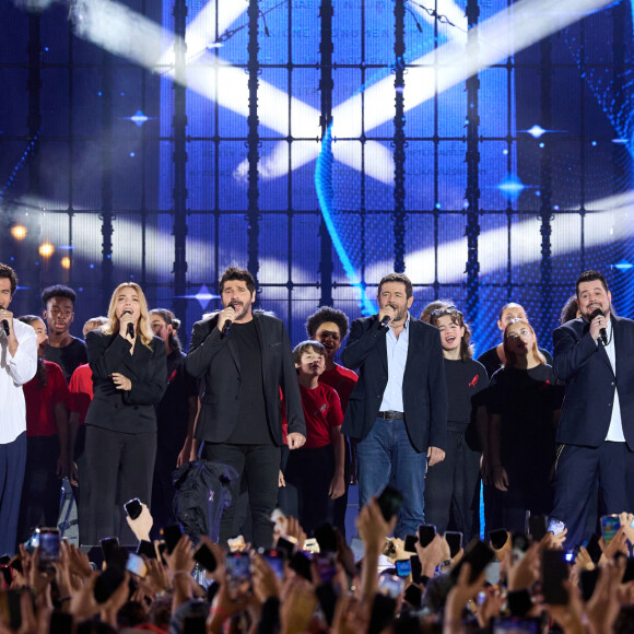 Exclusif - Aurélien Vivos, Ycace, Santa, Patrick Bruel, Amir Haddad - Enregistrement de l'émission "Tous avec les bleus, le concert événement", diffusée en direct sur TF1 le 12 octobre 2023. © Cyril Moreau-Veeren / Bestimage