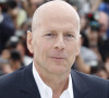 Une série culte des années 80, qui est son idée et dans laquelle jouait Bruce Willis.
Bruce Willis - Photocall du film "Moonrise Kingdom" au Festival de Cannes. 