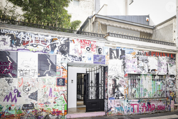 Ouverture au public de la maison de Serge Gainsbourg, rue de Verneuil à Paris. © Jack Tribeca/Bestimage