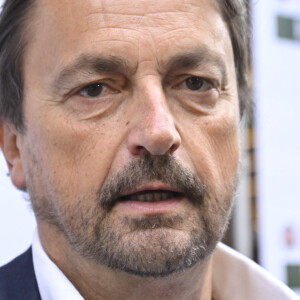 "Tu commences à signer les papiers, tu te dis que tu vas mourir", ajoute Henri Leconte
 
Henri Leconte - Internationaux de France de Tennis Roland Garros 2023 à Paris le 5 juin 2023. © Chryslène Caillaud / Panoramic / Bestimage