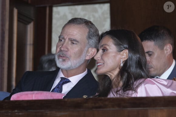 Le roi Felipe VI, la reine Letizia - La famille royale d'Espagne lors du traditionnel concert la veille de la cérémonie des "Princesa de Asturias Awards" à Oviedo. Le 19 octobre 2023 