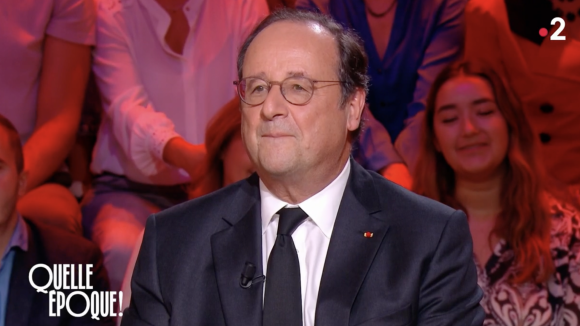 VIDÉO Malaise sur le plateau de Quelle époque ! : François Hollande face à une chronique "très gênante"
