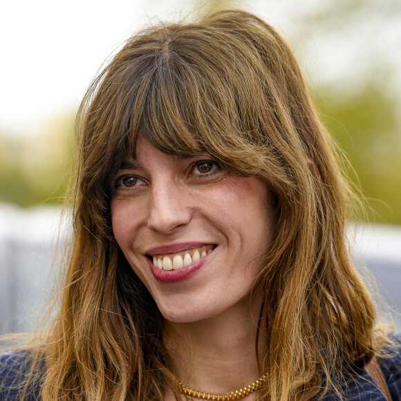 Jane Birkin était présente au festival Lumière à Lyon
Lou Doillon présente le film "Boxes" réalisé par sa mère Jane Birkin lors du festival Lumière à Lyon. © Sandrine Thesillat / Panoramic / Bestimage 