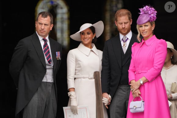 Peter Philips, Le prince Harry, duc de Sussex, et Meghan Markle, duchesse de Sussex, Zara Phillips (Zara Tindall) - Les membres de la famille royale et les invités lors de la messe célébrée à la cathédrale Saint-Paul de Londres, dans le cadre du jubilé de platine (70 ans de règne) de la reine Elisabeth II d'Angleterre. Londres, le 3 juin 2022. 