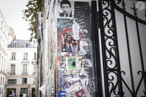 Ouverture au public de la maison de Serge Gainsbourg, rue de Verneuil à Paris, France, le 16 septembre 2023. © Jack Tribeca/Bestimage 
