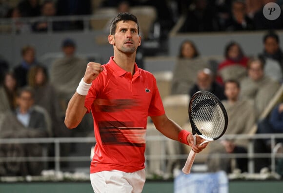 Novak Djokovic - Rafael Nadal fait tomber le tenant du titre, Novak Djokovic, au terme d'un quart de finale épique lors des Internationaux de France de Tennis de Roland Garros 2022 le 31 mai 2022.