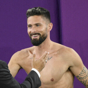 Olivier Giroud, son régime miracle

Olivier Giroud torse nu en tribunes lors du match du groupe D opposant la France au Danemark lors de la coupe du Monde au stade 974 à Doha au Qatar. © Jean-Baptiste Autissier/Panoramic/Bestimage