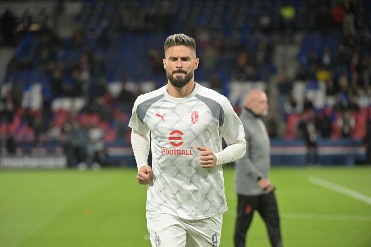 Photo Olivier Giroud Match De Football En Ligue Des Champions Champions League Le Psg 4427