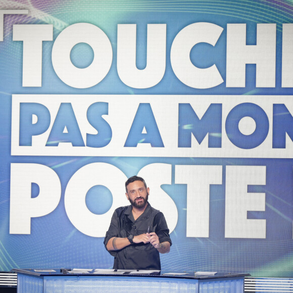 Exclusif - Cyril Hanouna - Enregistrement de l'émission "TPMP (Touche Pas à Mon Poste)", présentée par C.Hanouna et diffusée en direct sur C8 le 26 octobre 2023 © Jack Tribeca / Bestimage 