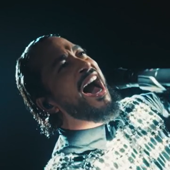 Slimane, "Mon amour", sur France 2.