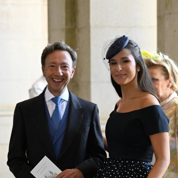 Son péché mignon ? Les boîtes à biscuit Delacre ! 
Stephane Bern - Mariage de Maria Francisca de Bragança (Bragance) , duchesse de Coimbra avec l'avocat Duarte de Sousa Araujo Martins à Mafra au Portugal © Lagencia Press/Bestimage