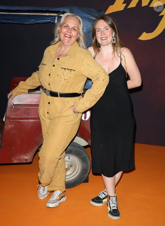 Valérie Damidot et sa fille Roxane Damidot - Première du film "Indiana Jones et le Cadran de la destinée" au cinéma Le Grand Rex à Paris le 26 juin 2023. © Coadic Guirec/Bestimage