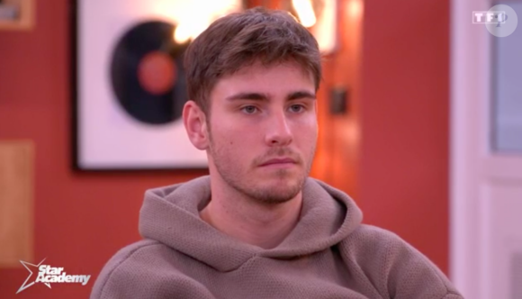 Après l'annonce des nommés, la tension monte entre Clara et Julien, l'un des binômes en danger
Capture TF1 de la "Star Academy"