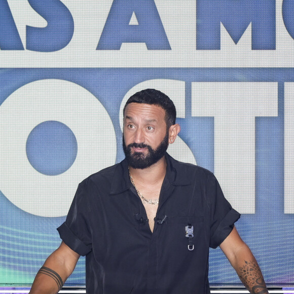 Exclusif - Cyril Hanouna - Sur le plateau de l'émission TPMP (Touche Pas à Mon Poste) présentée en direct par C.Hanouna et diffusée sur C8 - © Jack Tribeca / Bestimage