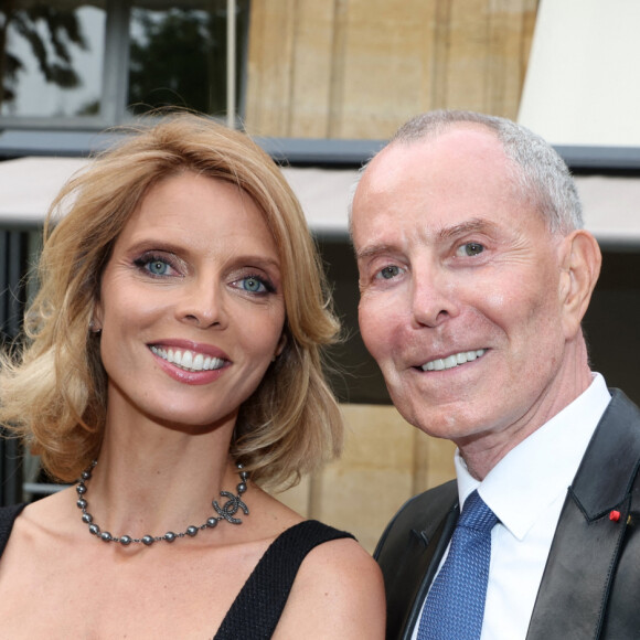 Exclusif - Sylvie Tellier décorée des l'insignes de chevalier de l'ordre national du Mérite dans les jardins de l'hôtel Matignon à Paris, le 26 juin 2023. © Dominique Jacovides/Bestimage