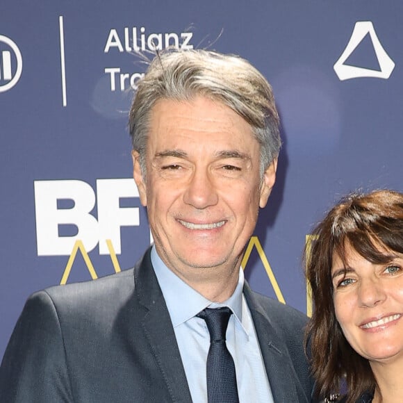 Alain Marschall et Estelle Denis - 19ème édition des "BFM Awards" à la Pyramide du Louvre à Paris le 5 décembre 2023. Cette cérémonie récompense la éussite, l'investissement, l'innovation, le rayonnement français à l'international et les grandes entreprises familiales de l'année 2023 © Coadic Guirec/Bestimage 
