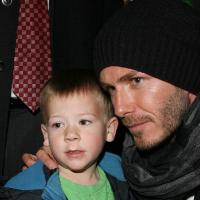 David Beckham : Le retour du héros se transforme en cauchemar, mais les bambins sont là pour le consoler !